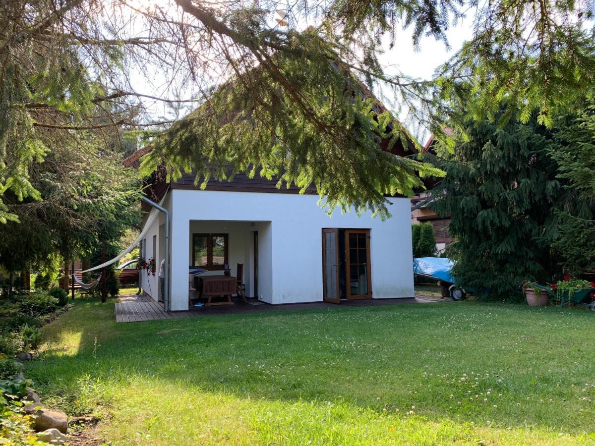 Dom Nad Jeziorem Tajty Gizycko Exterior photo