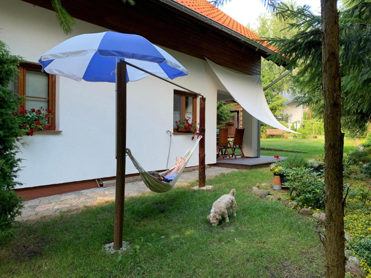 Dom Nad Jeziorem Tajty Gizycko Exterior photo